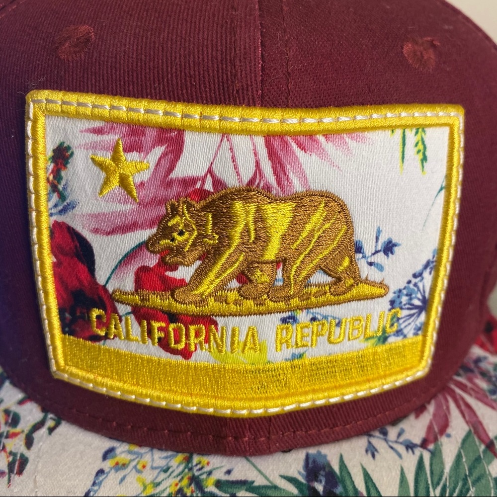 Baseball cap - Picture 2 of 3